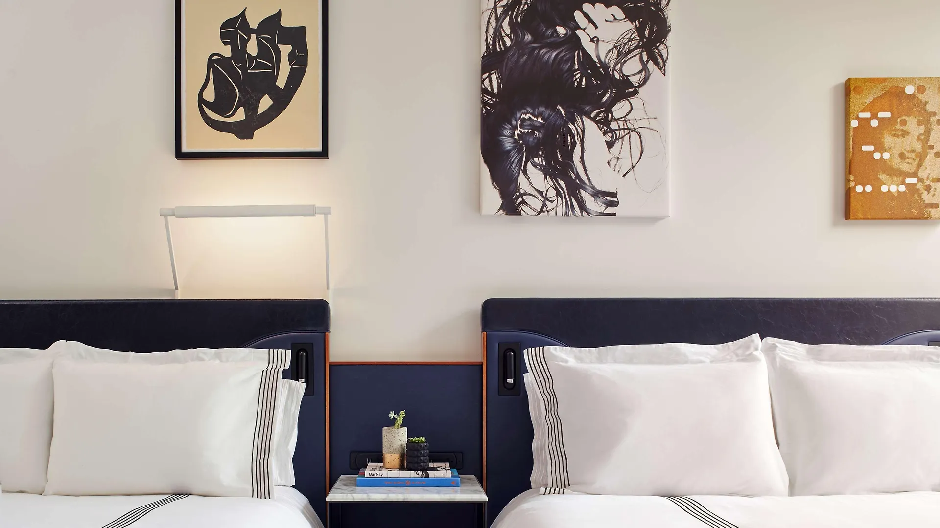 Thompson Seattle, By Hyatt Hotel Seattle